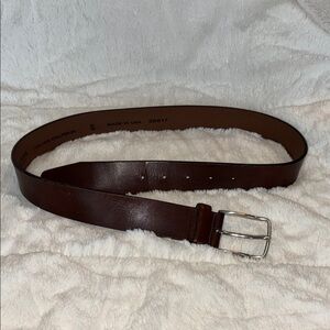 Allen Edmonds Broadway Avenue Dress Casual Leather Belt in Chili. Size 32